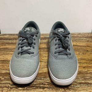 Nike Men's Size 12 SB Check Solar Canvas Skateboard Shoes Cool Gray #843896-003